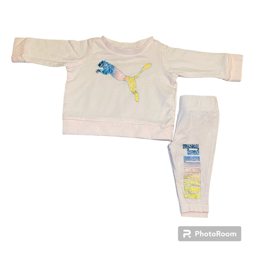 Baby girl matching puma set. 0-3 months. Sweater and leggings set.